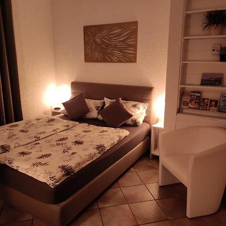 Gäste Apartement Casa Luber Thalmassing  Bagian luar foto